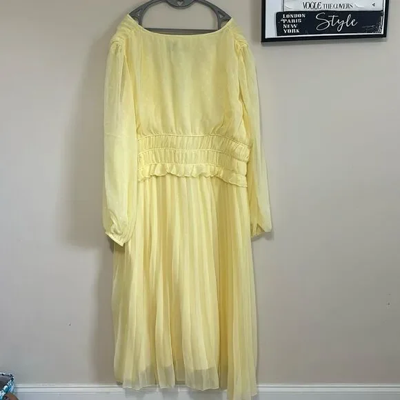 ASOS Design Curve Button Up Ruched Waist Pleated midi Dress in Metallic Texture ASOS Design Curve Button Up Ruched Waist Pleated midi Dress in Metallic Texture